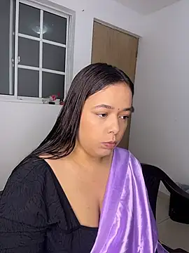 Snapshot of Deepika_padukoneNisha chatting on 10/21/25, 02:07 Deepika padukoneNisha online show from 10/21/25, 02:07