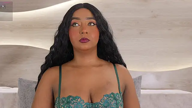 mia lacy  online show from 05/18/26, 04:51