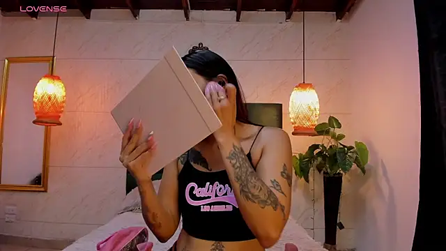 Danna williamss online show from 09/18/25, 12:07