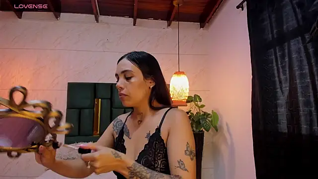 Danna williamss online show from 10/10/25, 12:48