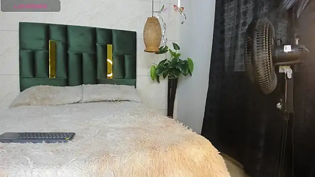 Danna williamss online show from 10/16/25, 11:44