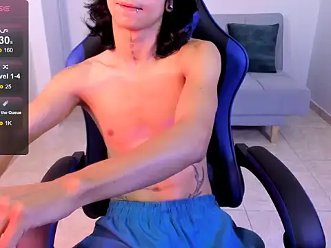 Snapshot of leoaddams22 chatting on 10/09/25, 03:10 leoaddams22 online show from 10/09/25, 03:10