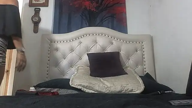 Amadamilf1980 online show from 10/04/25, 02:26