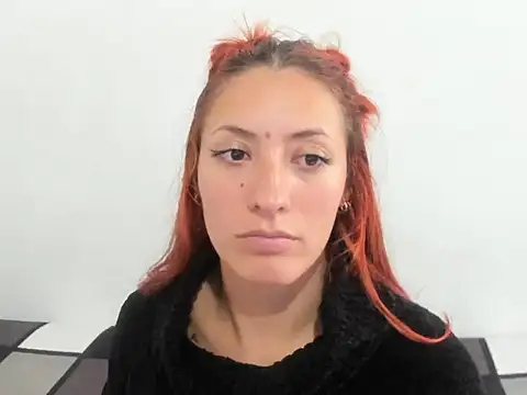 Snapshot of DulceXmile chatting on 10/10/25, 10:20 DulceXmile online show from 10/10/25, 10:20