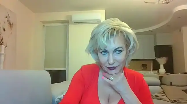 Snapshot of GabrielleTrue chatting on 03/22/25, 06:25 GabrielleTrue online show from 03/22/25, 06:25