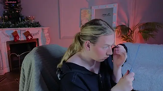 Jes Solar online show from 12/20/25, 09:55