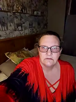 MissQueenBeex online show from 04/04/26, 08:06