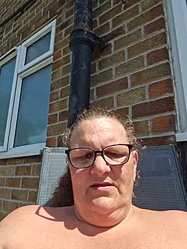 MissQueenBeex online show from 05/30/26, 01:08