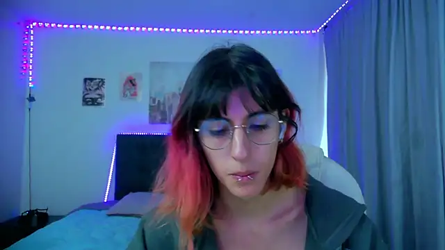 goth minerva online show from 03/26/26, 01:28