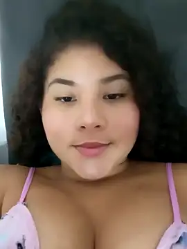 Snapshot of daika31 chatting on 12/18/25, 12:27 daika31 online show from 12/18/25, 12:27