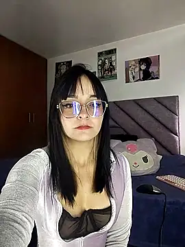 KARINNA  RAVEN online show from 10/05/25, 04:27