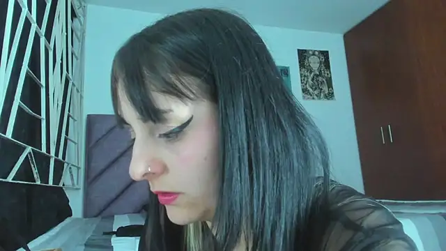 KARINNA  RAVEN online show from 02/05/26, 12:04