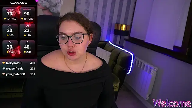 LuxSopphia online show from 03/21/25, 06:40