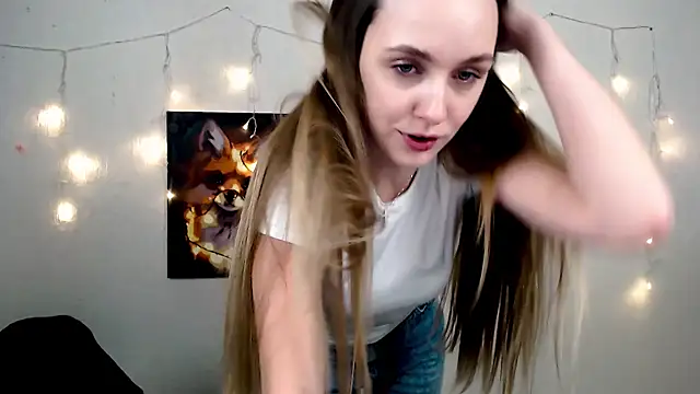 Doll Angelina online show from 02/25/26, 06:56