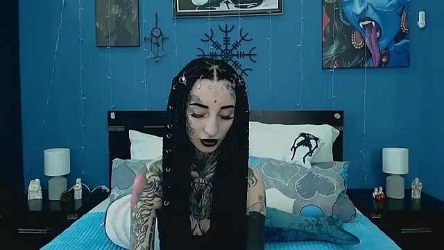 Velvetbat online show from 04/13/26, 07:03