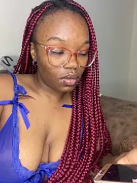 YummyMelanin117 online show from 05/07/26, 06:02