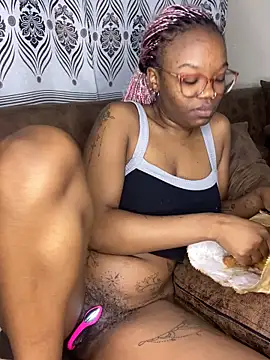 YummyMelanin117 online show from 05/14/26, 10:38