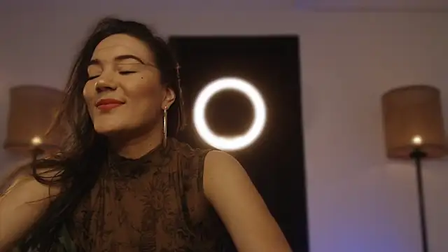 Artworktease online show from 03/13/25, 06:23