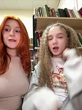 Snapshot of bambi_lu chatting on 03/07/26, 11:24 bambi lu online show from 03/07/26, 11:24