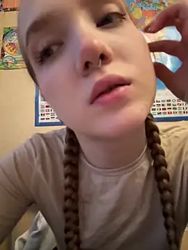 Snapshot of bambi_lu chatting on 04/02/26, 05:10 bambi lu online show from 04/02/26, 05:10