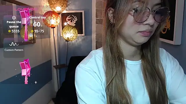 Fiorellaa delsd online show from 10/28/25, 03:25