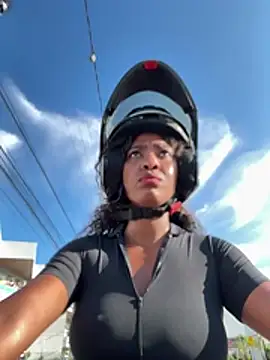 Snapshot of Angel_tammy chatting on 03/07/26, 10:45 Angel tammy online show from 03/07/26, 10:45