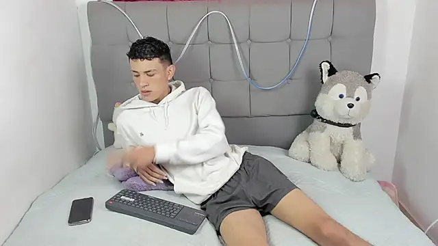 jeims hotboy online show from 07/11/26, 02:31