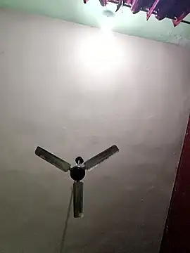 Eshwari Chopra online show from 01/12/26, 05:23