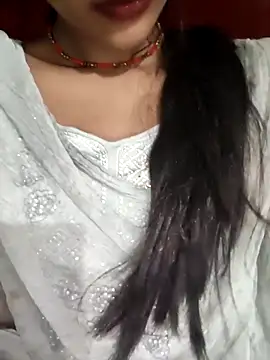 Eshwari Chopra online show from 02/24/26, 05:16