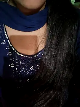 Eshwari Chopra online show from 03/25/26, 05:46