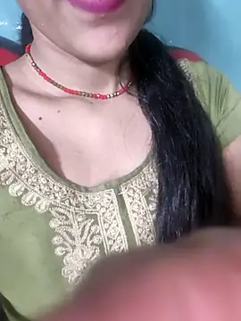 Eshwari Chopra online show from 04/23/26, 04:09