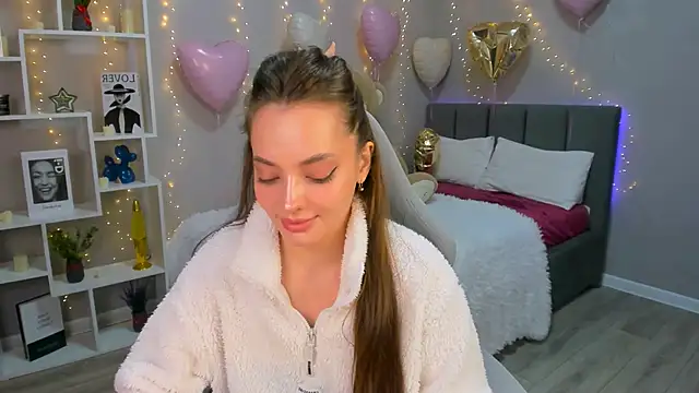 MelanieAlves online show from 02/19/26, 06:26