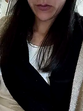 Snapshot of Camilitah chatting on 09/09/25, 04:01 Camilitah online show from 09/09/25, 04:01