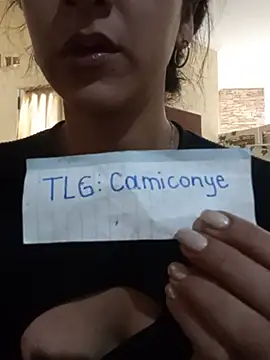 Camilitah online show from 05/17/26, 02:13