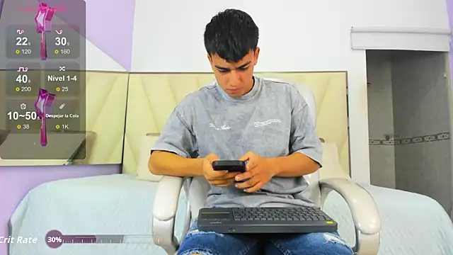 Hotboy21  online show from 12/20/25, 04:19