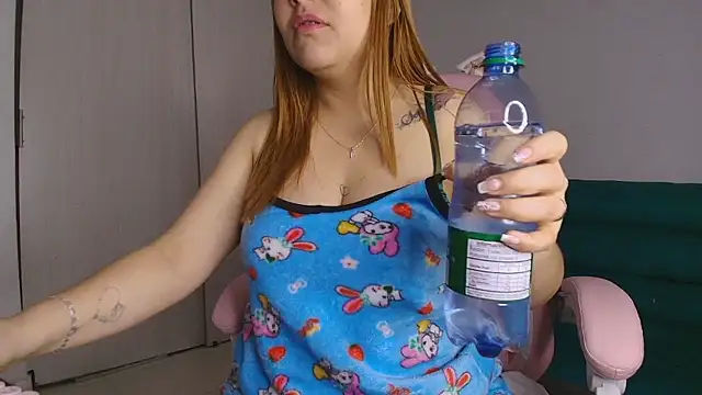 lovehotpink online show from 01/11/26, 03:22