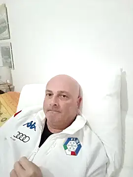 Alexis Bull online show from 02/23/26, 04:15