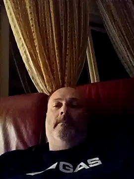 Alexis Bull online show from 03/11/26, 11:44