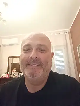 Alexis Bull online show from 05/14/26, 06:15