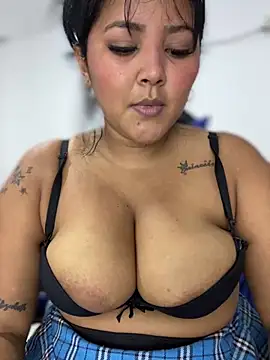 sashaoficial  online show from 02/07/26, 10:24