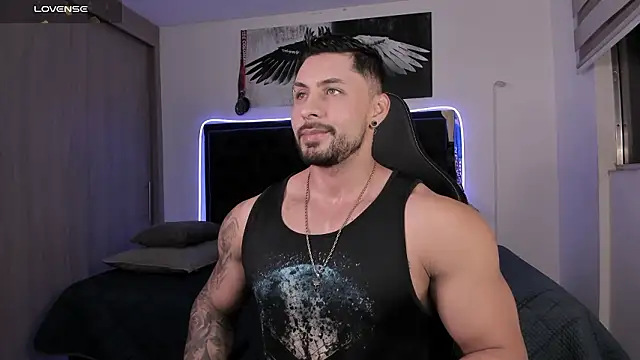 santi aesthetic online show from 03/20/26, 12:37