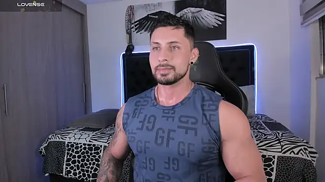 santi aesthetic online show from 07/01/26, 11:59