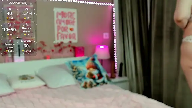 Snapshot of Kristy_na chatting on 02/07/26, 02:04 Kristy na online show from 02/07/26, 02:04