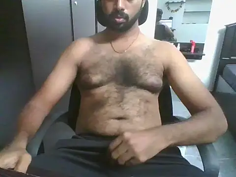 lovelyakash69 online show from 03/25/26, 03:18