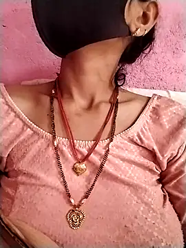 Snapshot of Soniy-Maax chatting on 02/22/26, 08:24 Soniy-Maax online show from 02/22/26, 08:24