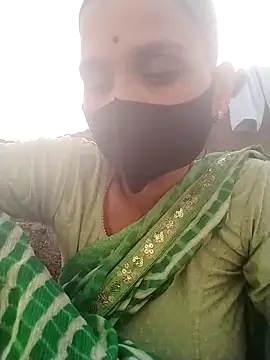 Snapshot of Soniy-Maax chatting on 02/26/26, 10:25 Soniy-Maax online show from 02/26/26, 10:25