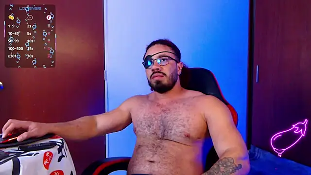Snapshot of pirata_fitness chatting on 06/05/26, 02:23 pirata fitness online show from 06/05/26, 02:23