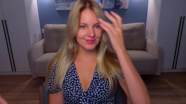 MelanieBennett online show from 07/14/26, 08:41