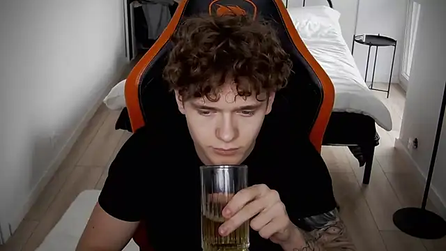 DanyDavis online show from 09/11/25, 09:53