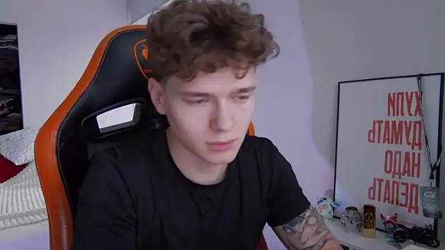 DanyDavis online show from 11/14/25, 10:36